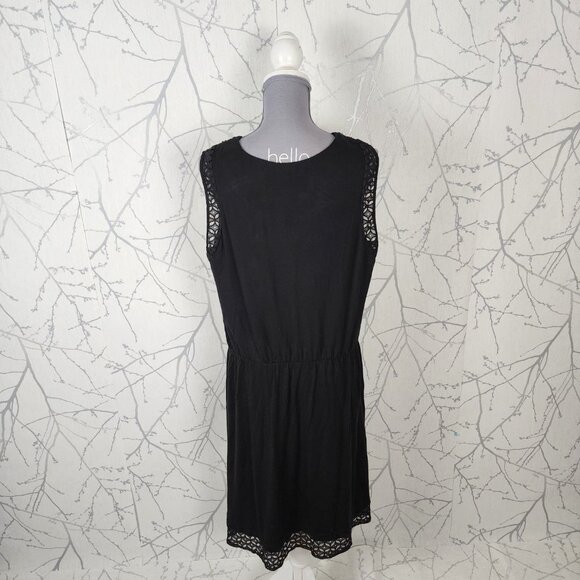 Roz & Ali Black Stretch Knit Jewel Necklace V-Neck Dress - Picture 6 of 9
